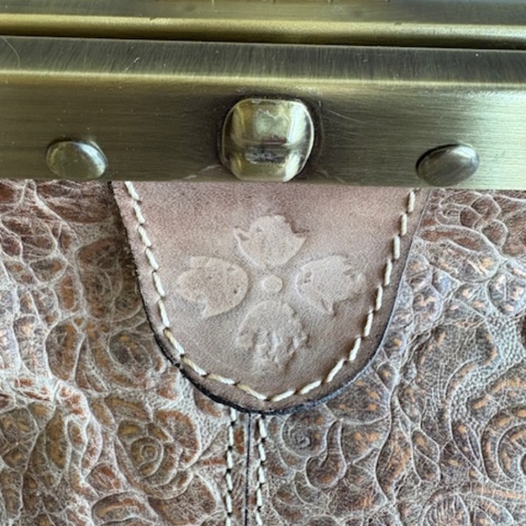 PATRICIA NASH Ferrara-Frame med. sz satchel purse Italian leather taupe gold - Picture 14 of 16